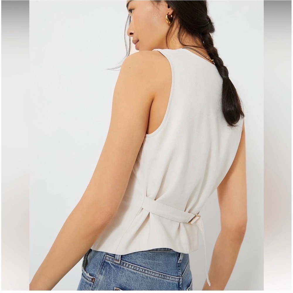 Nwt Tuckernuck Khaki Tan Tailored Button Front Vest Adjustable Cinch Back XL/XXL - Picture 10 of 12